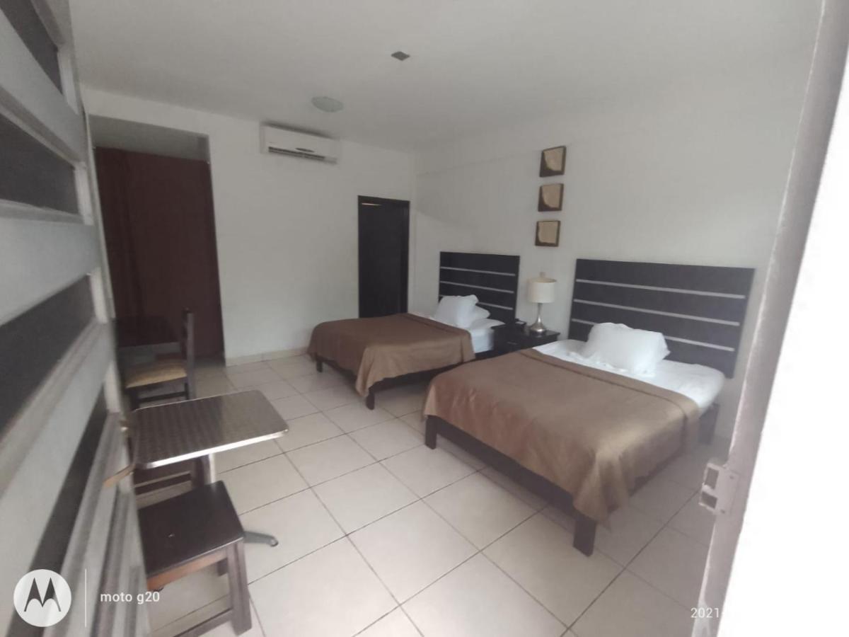 Hotel & Suites Mo Sak Tapachula Ngoại thất bức ảnh